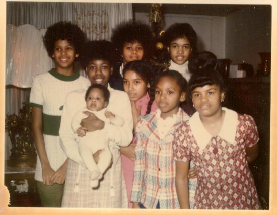 1st & 2nd Cousins--
Back Row: Fran, Liane, Wynona
Front Row: Wanda, Anita, 
Karen and Adrian.  Baby: Michael